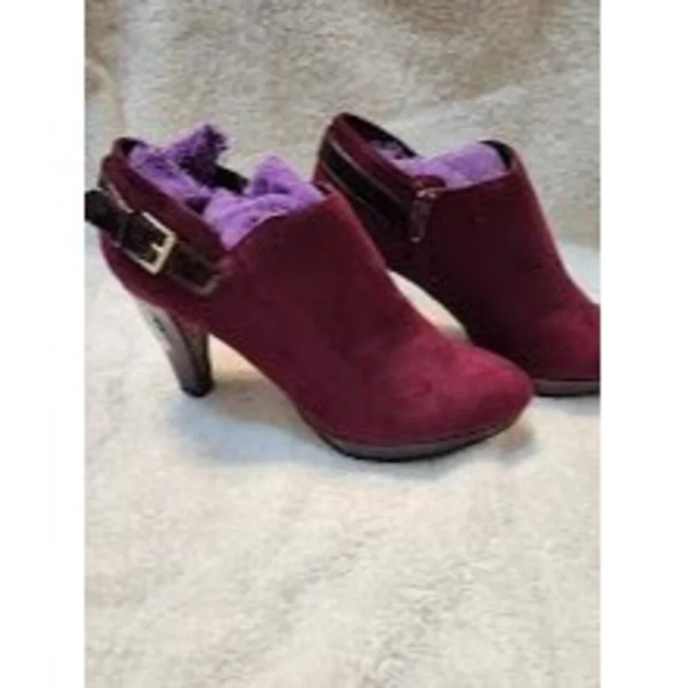 Women’s East 5th faux suede ankle booties in a rich maroon color with glossy pat